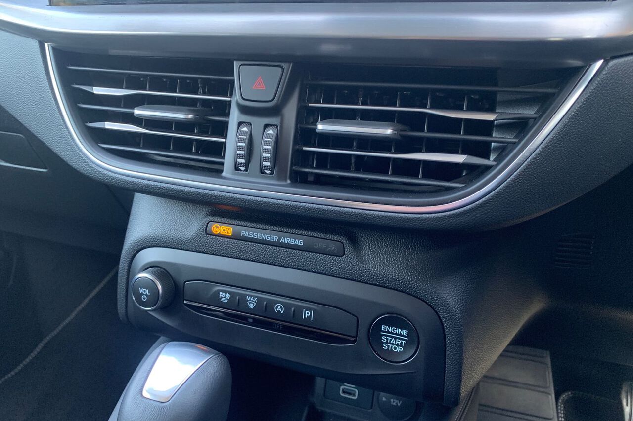 FORD FOCUS, , hi-res