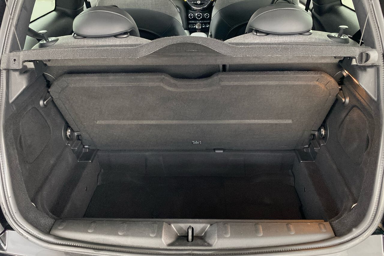 MINI HATCHBACK, , hi-res