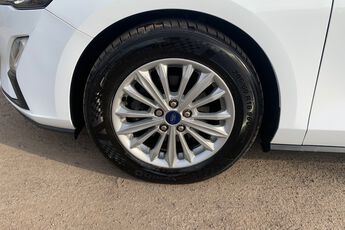 FORD FOCUS, , hi-res