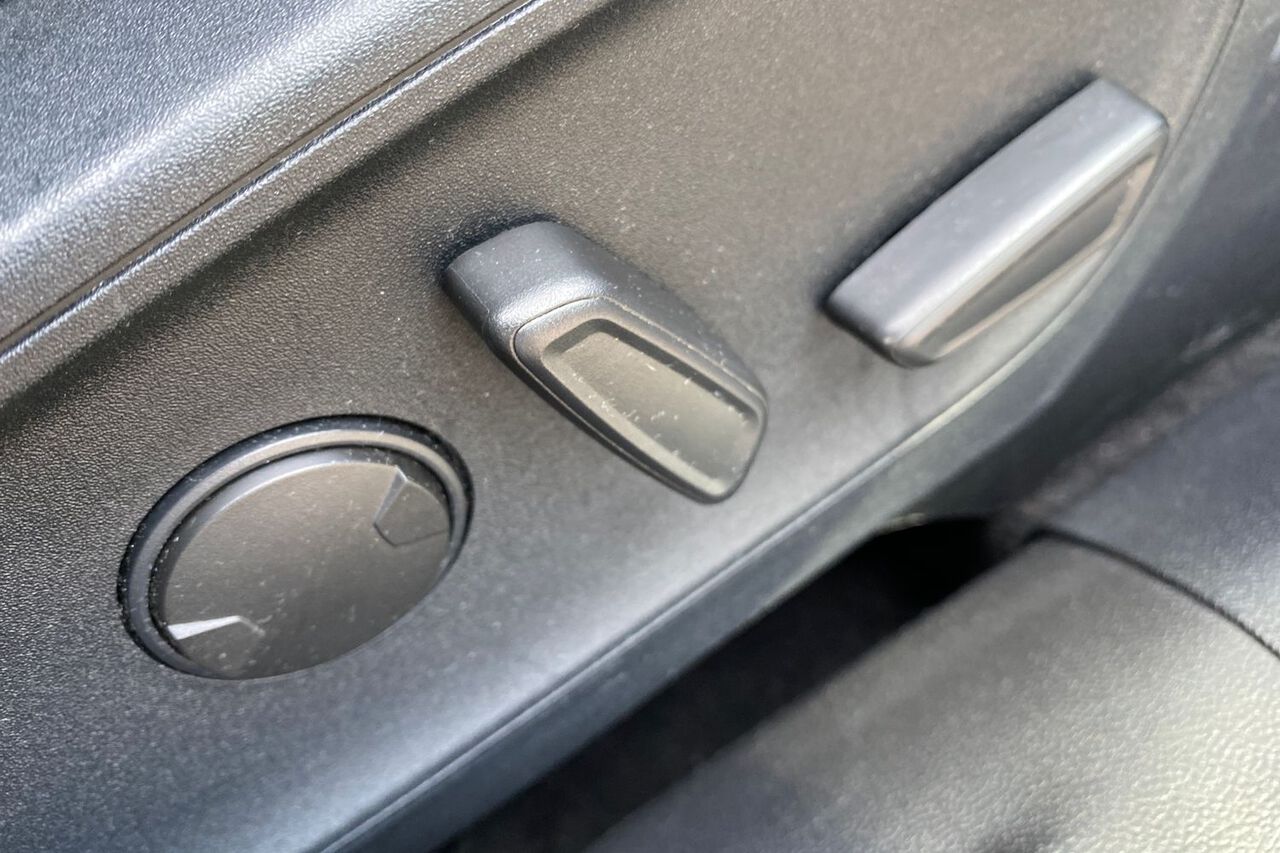 FORD KUGA, , hi-res