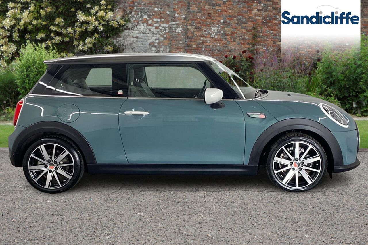 MINI HATCHBACK, , hi-res