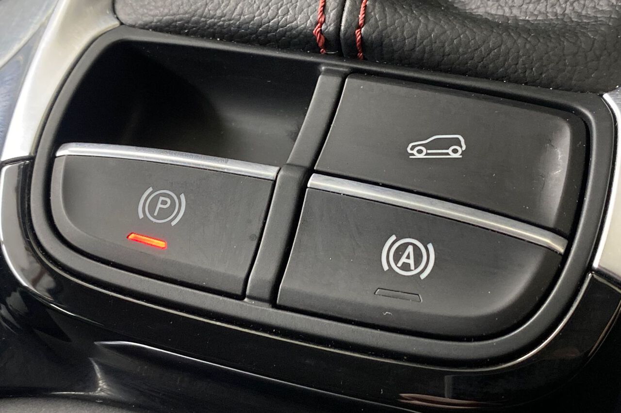 MG MOTOR UK HS, , hi-res