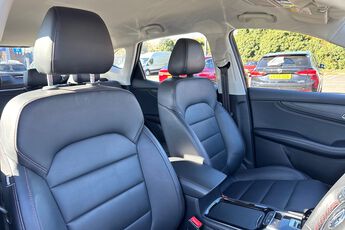 MG MOTOR UK HS, , hi-res