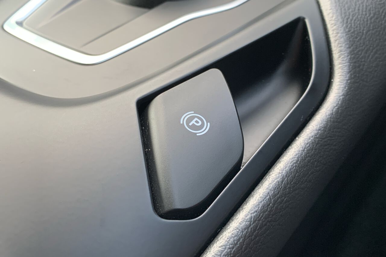 FORD MONDEO, , hi-res