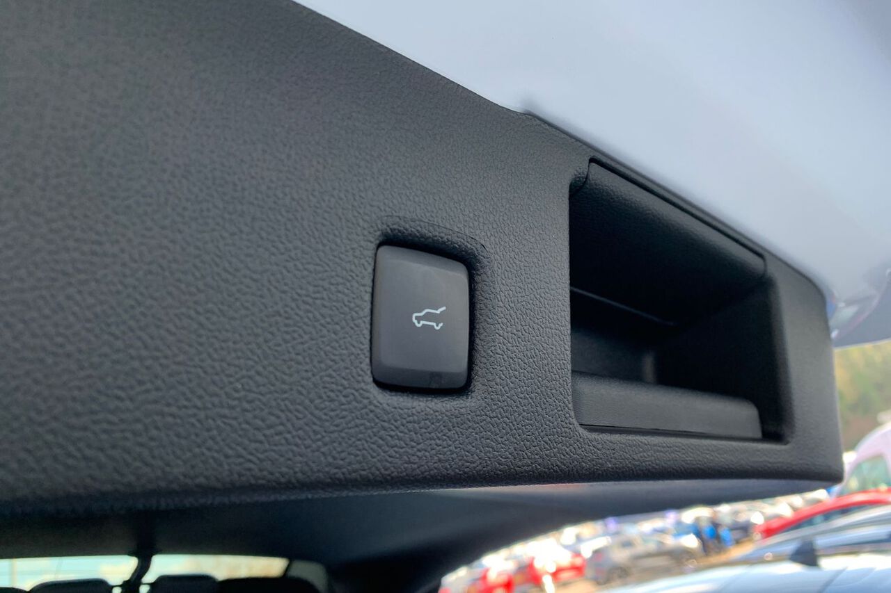 FORD KUGA, , hi-res