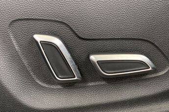 MG MOTOR UK HS, , hi-res
