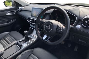MG MOTOR UK HS, , hi-res