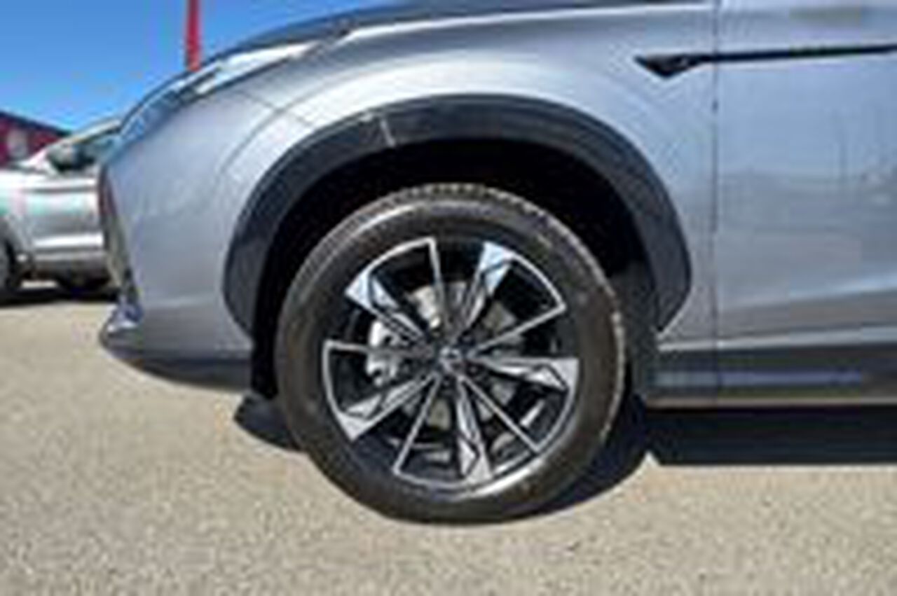 MG MOTOR UK HS, , hi-res