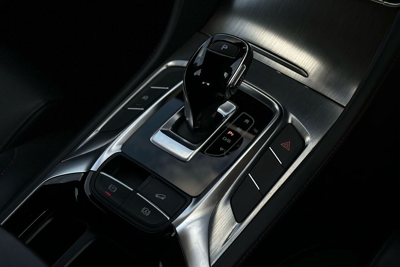 MG MOTOR UK HS, , hi-res