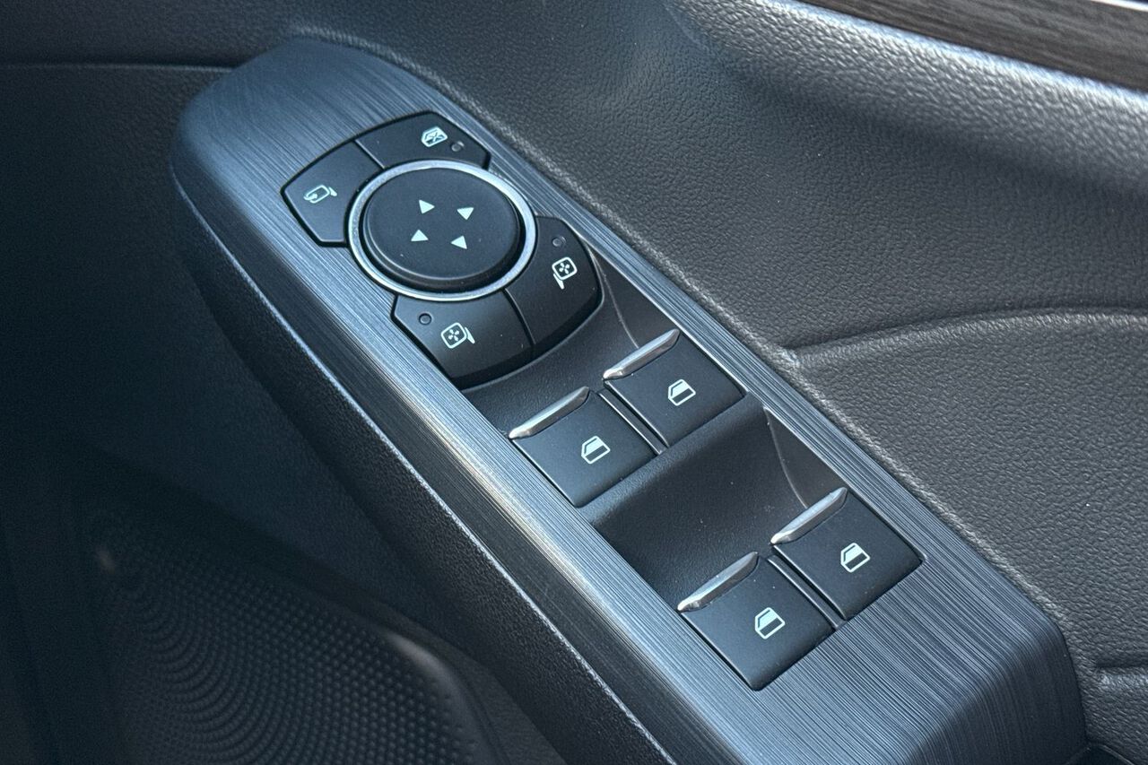 FORD KUGA, , hi-res