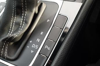 VOLKSWAGEN GOLF, , hi-res