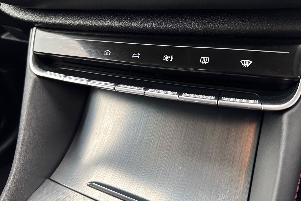 MG MOTOR UK HS, , hi-res
