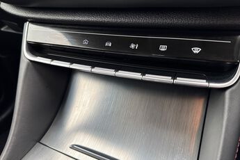 MG MOTOR UK HS, , hi-res