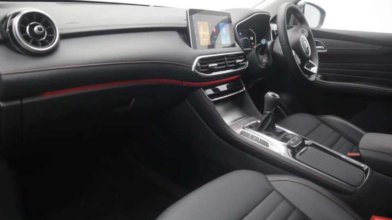 MG MOTOR UK HS, , hi-res