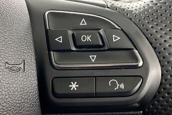 MG MOTOR UK HS, , hi-res