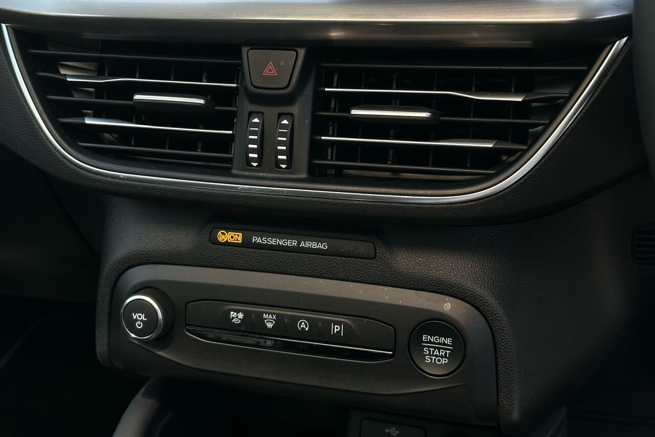 FORD FOCUS, , hi-res