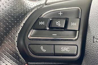 MG MOTOR UK HS, , hi-res