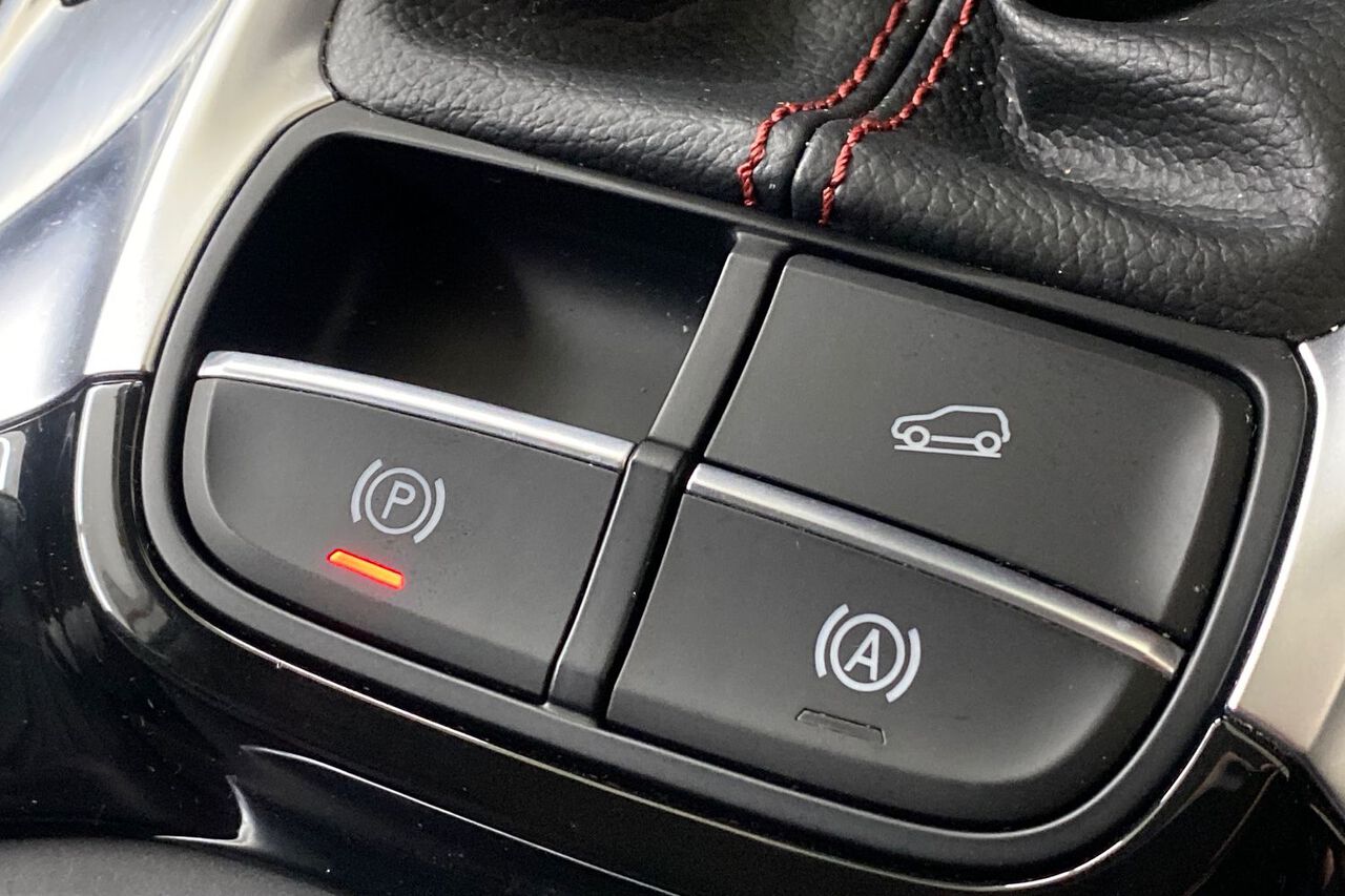 MG MOTOR UK HS, , hi-res
