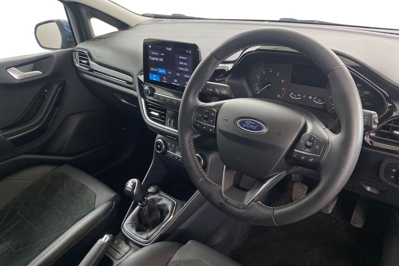 FORD FIESTA, , hi-res