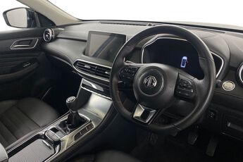 MG MOTOR UK HS, , hi-res