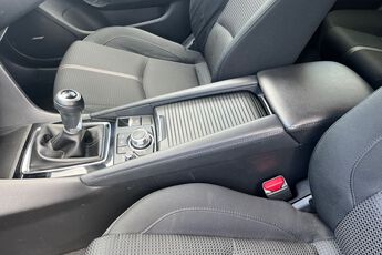 MAZDA 3, , hi-res