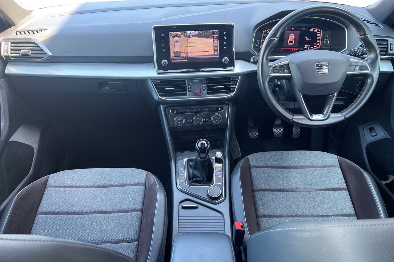 SEAT TARRACO, , hi-res