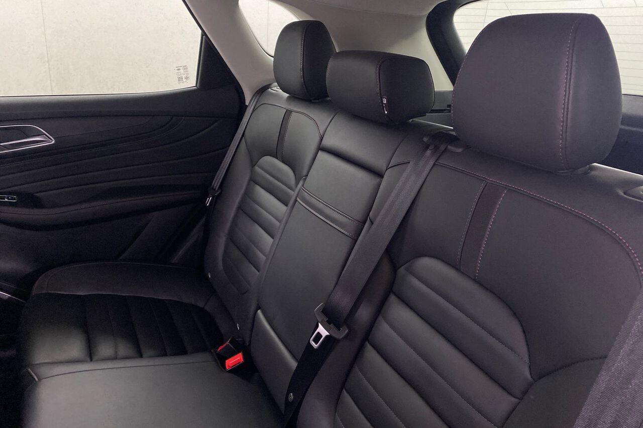 MG MOTOR UK HS, , hi-res