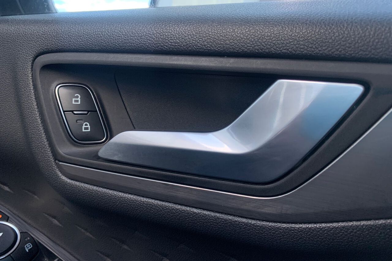 FORD KUGA, , hi-res