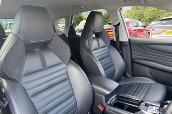 MG MOTOR UK HS, , hi-res