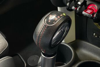 MINI HATCHBACK, , hi-res
