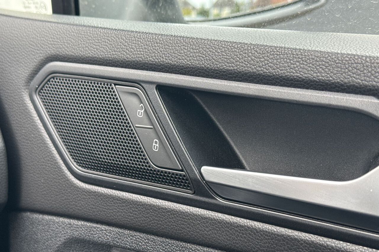 VOLKSWAGEN TIGUAN, , hi-res