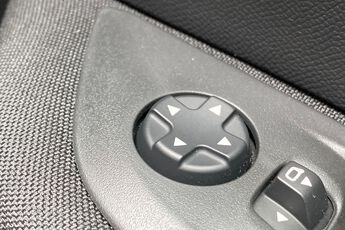 PEUGEOT 208, , hi-res