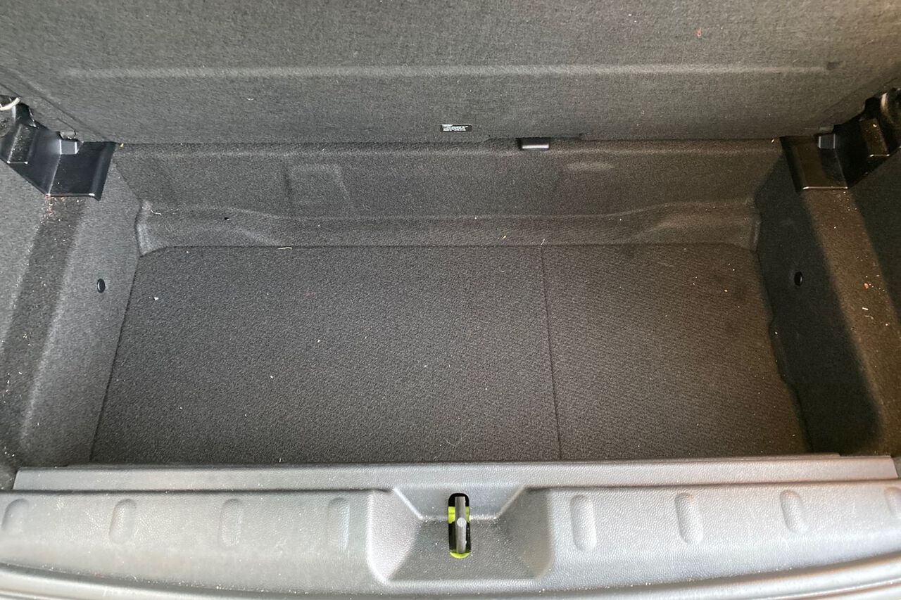 MINI HATCHBACK, , hi-res