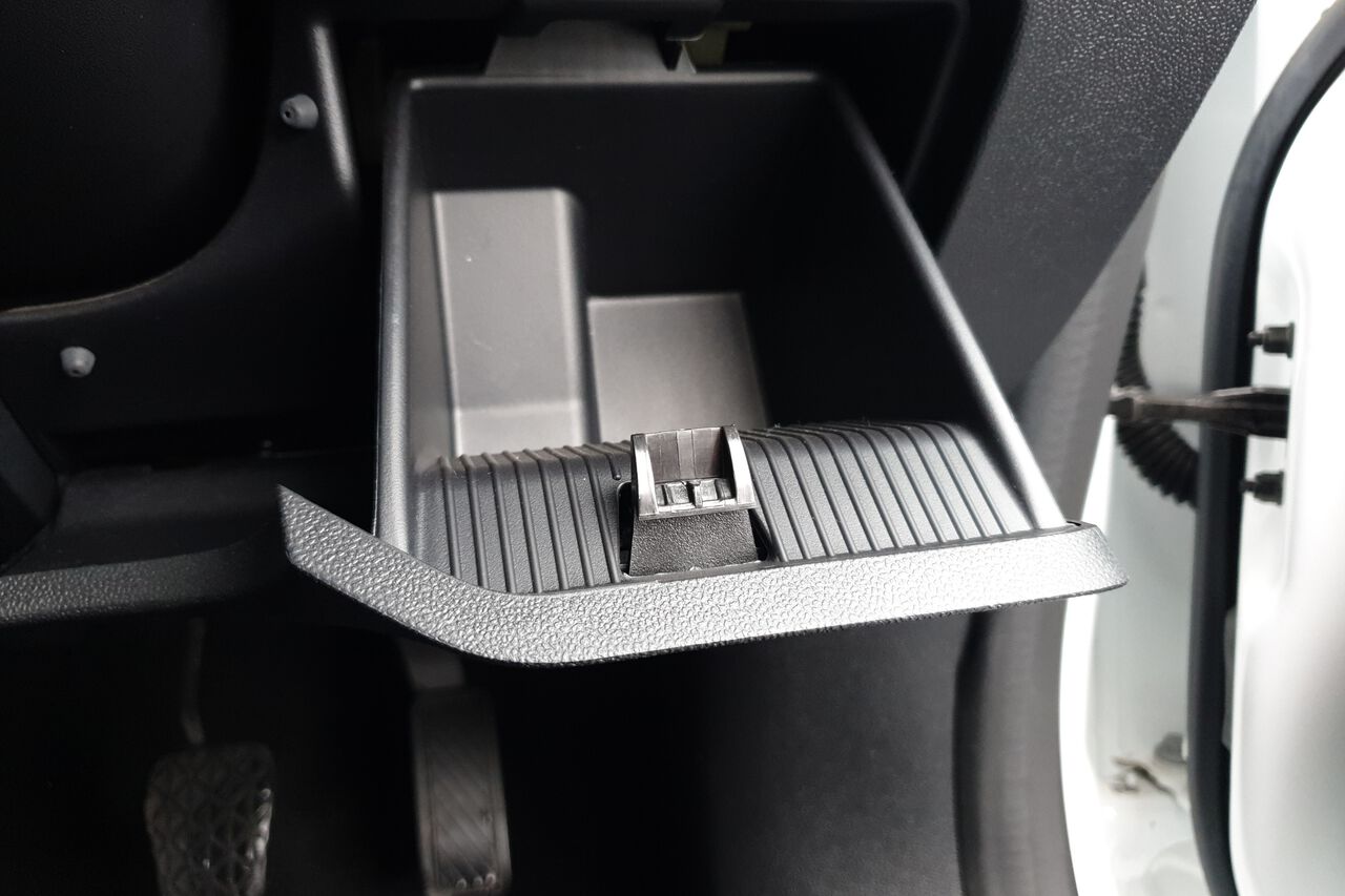 FORD FIESTA, , hi-res