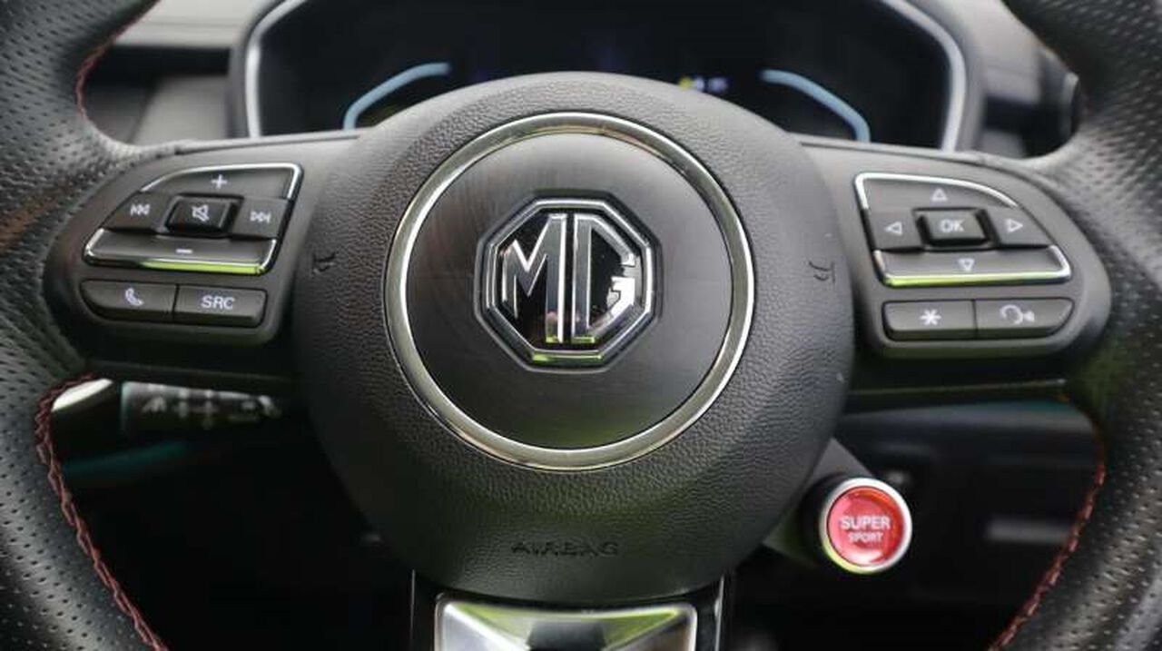 MG MOTOR UK HS, , hi-res