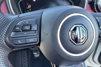 MG MOTOR UK HS, , hi-res