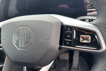 MG MOTOR UK HS, , hi-res
