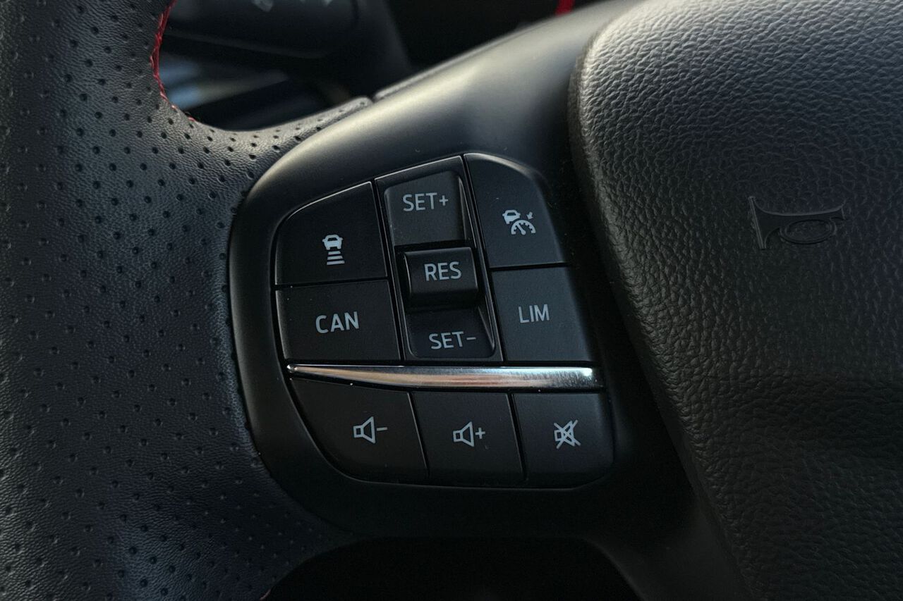 FORD FOCUS, , hi-res