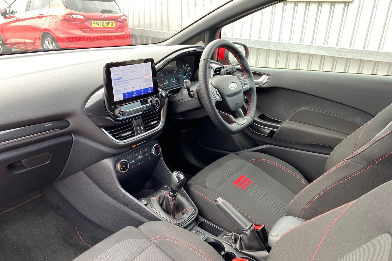 FORD FIESTA, , hi-res