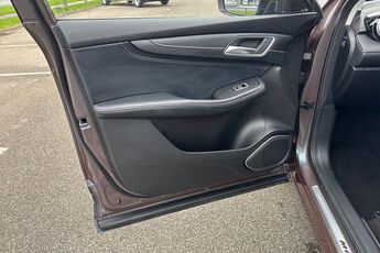 MG MOTOR UK HS, , hi-res