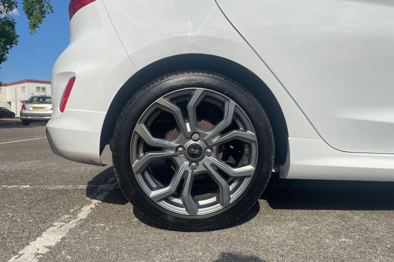 FORD FIESTA, , hi-res