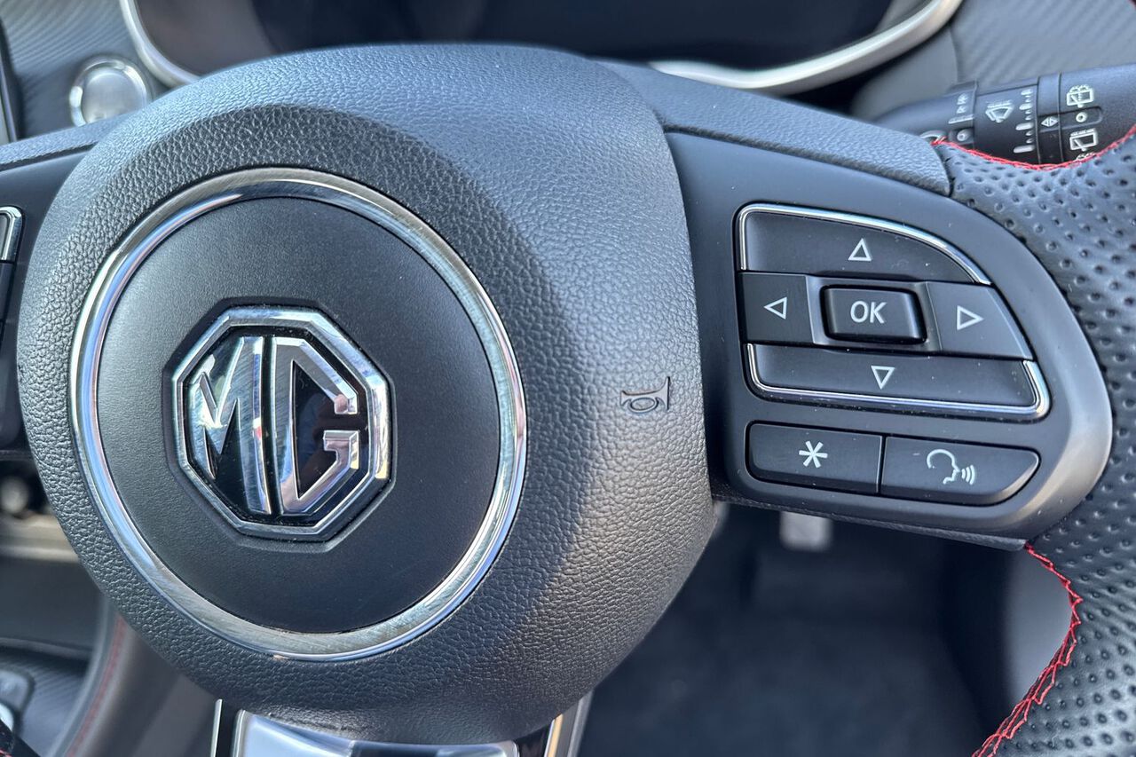 MG MOTOR UK ZS, , hi-res