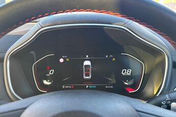 MG MOTOR UK HS, , hi-res