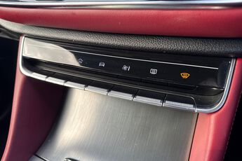 MG MOTOR UK HS, , hi-res