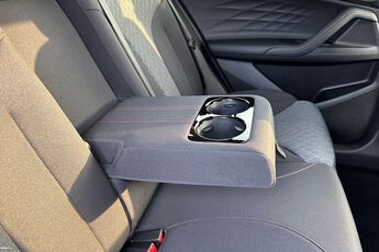 MG MOTOR UK HS, , hi-res