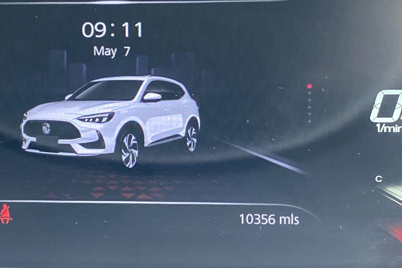 MG MOTOR UK HS, , hi-res