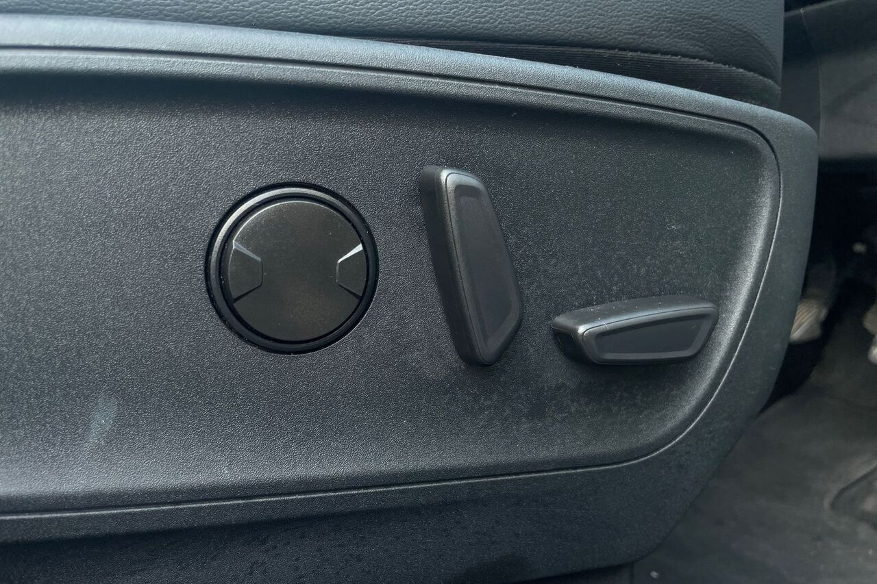 FORD KUGA, , hi-res