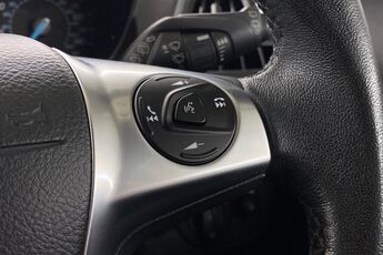 FORD KUGA, , hi-res