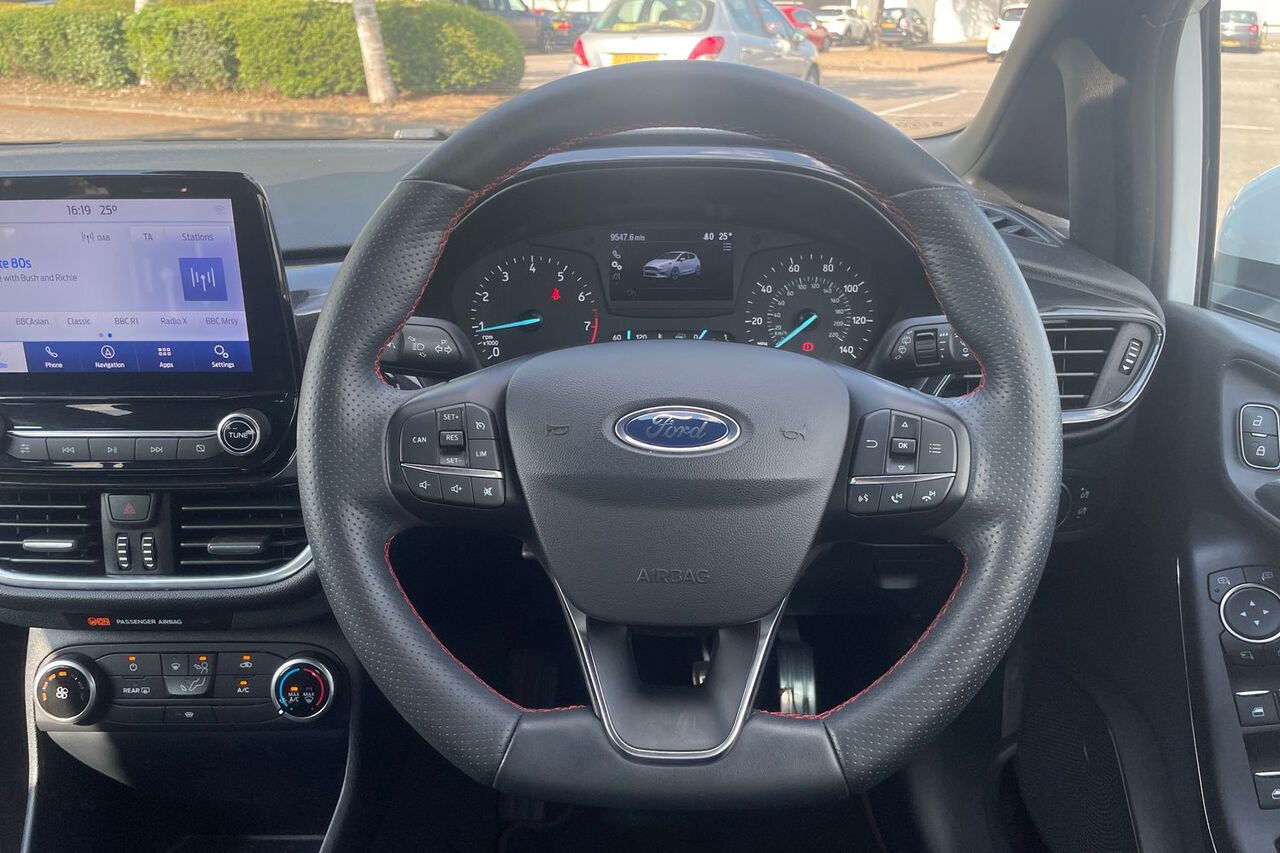 FORD FIESTA, , hi-res