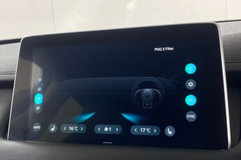 MG MOTOR UK HS, , hi-res